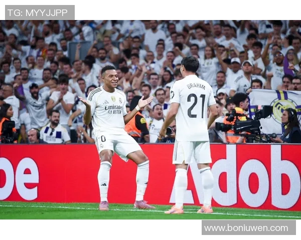 西甲联赛皇马与巴萨的竞争：西甲最大对决的历史与现状